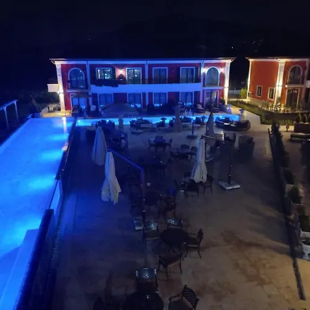 Eco Therma Village - Mini Aquapark, Free Parking And מלון קרנבו