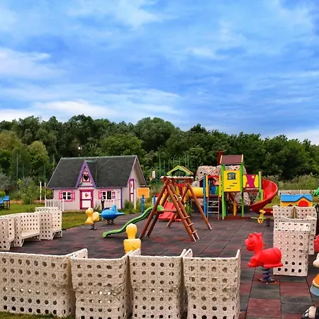 Eco Therma Village - Mini Aquapark, Free Parking And 5* 크레네보