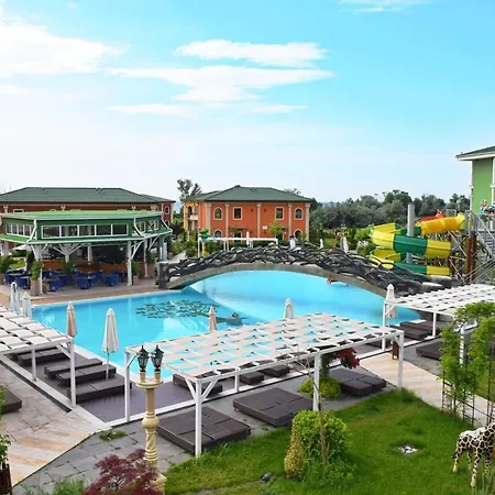 Eco Therma Village - Mini Aquapark, Free Parking And 호텔