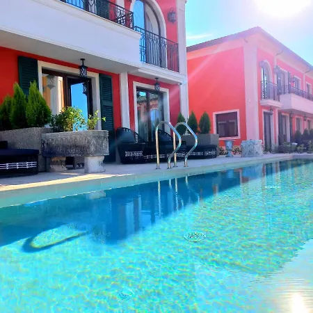 Eco Therma Village - Mini Aquapark, Free Parking And 5* 크레네보