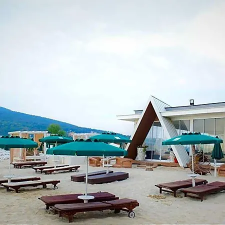 Eco Therma Village